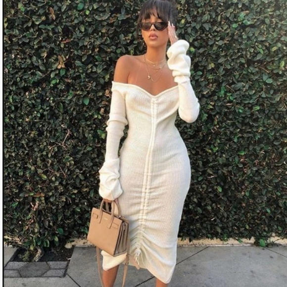 Off Shoulder Ruched Rope Dress - Picture 4 of 8